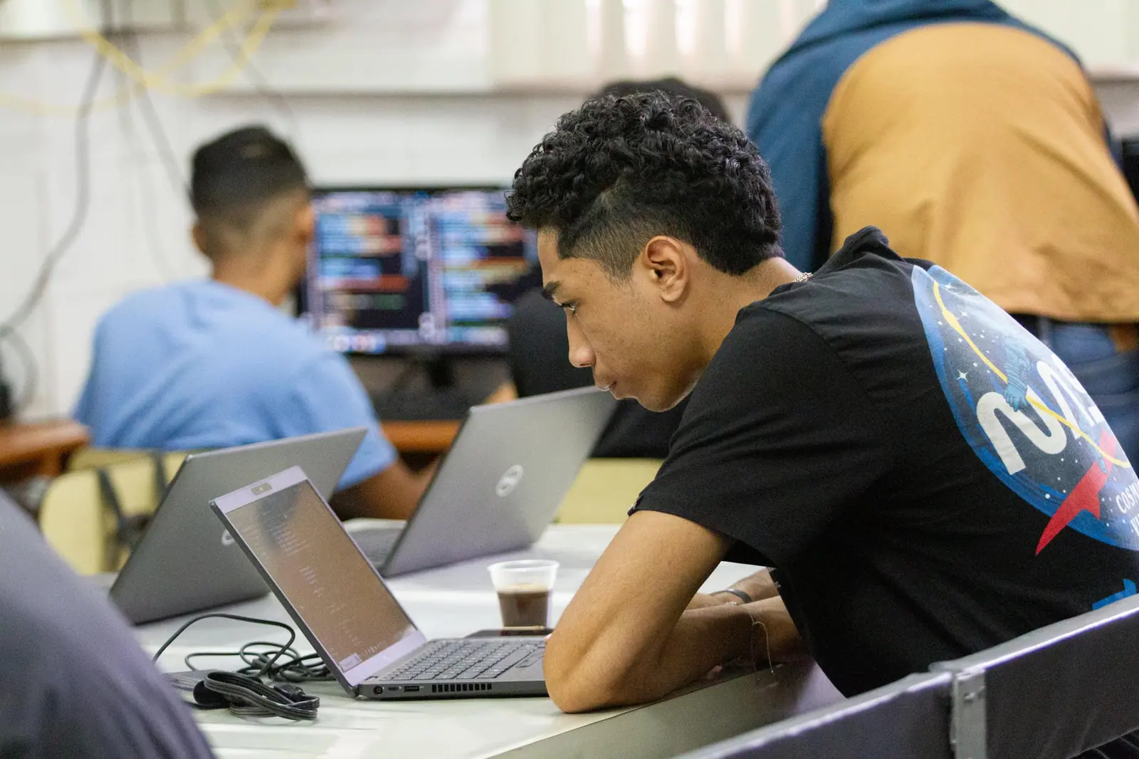 Social Media in the Life of Petare