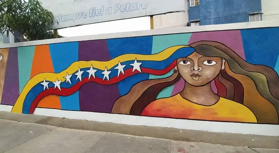 Street Art in Petare: Murals and Graffiti · 1