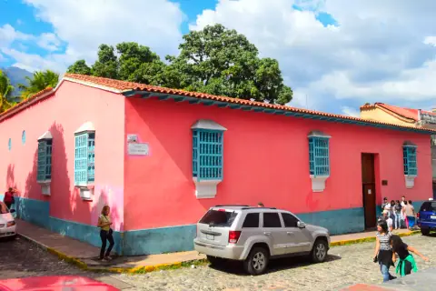Casa Parroquial de Petare